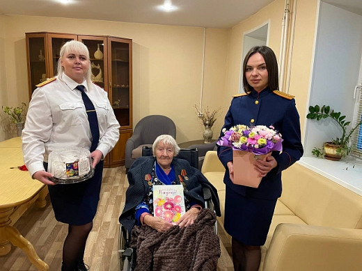 Ивановка Зинаида Александровна Боровкова принимает поздравления с 103-м днем рождения